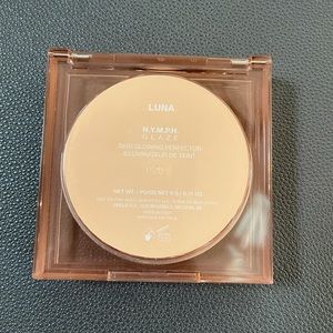 Huda Beauty Highlighter